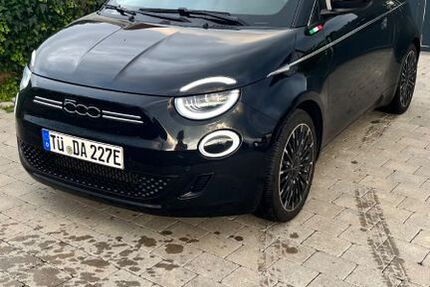 Fiat 500e 38.000 km 21.200 &euro; Tübingen 72072