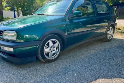 VW Golf 224.000 km 4.650 &euro; Friolzheim 71292