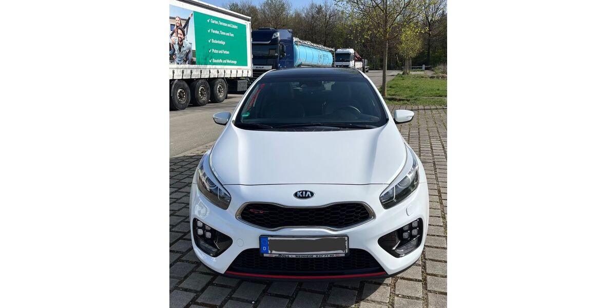 Kia ceed / Ceed 93.000 km 14.200 &euro; Filderstadt 70794