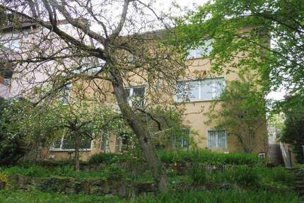 Haus zum Kaufen in Stuttgart 995.000 € 265 m² 11 zimmer