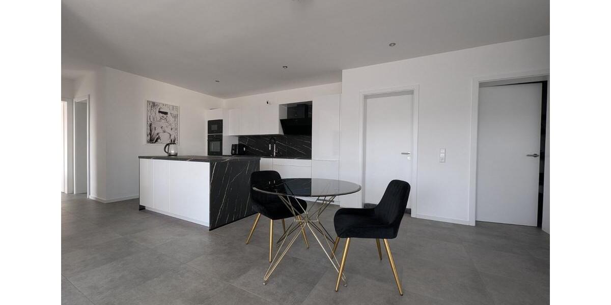 Etagenwohnung Mühlacker - 4 Zimmer, 123 m&sup2;, 1.600&euro; | Angebot:24664890