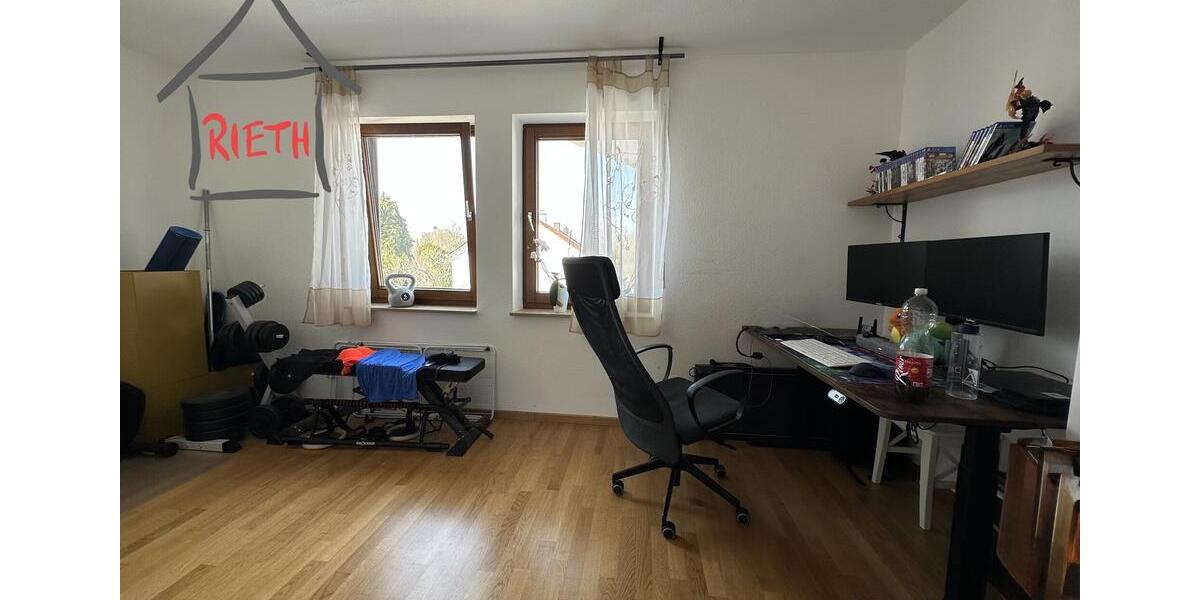 Etagenwohnung Ludwigsburg Oßweil - 3.5 Zimmer, 92 m&sup2;, 1.100&euro; | Angebot:25978046