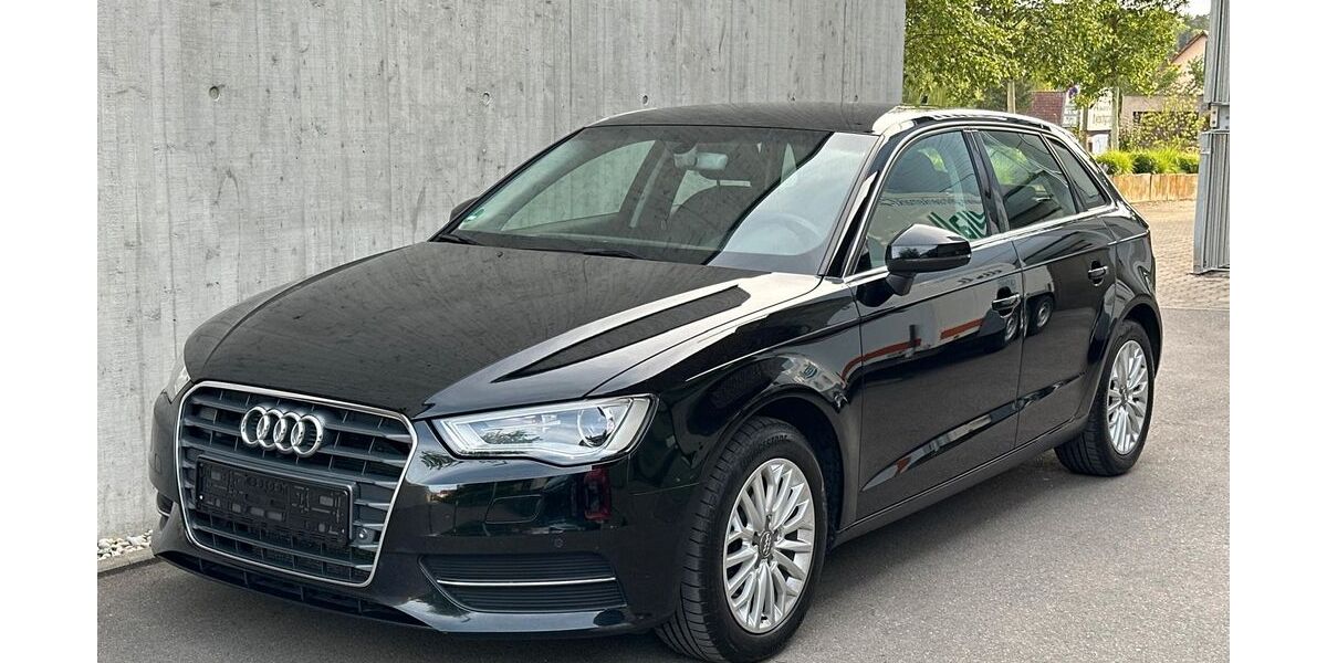 Audi A3 174.000 km 12.990 &euro; Leinfelden-Echterdingen (Musberg) 70771