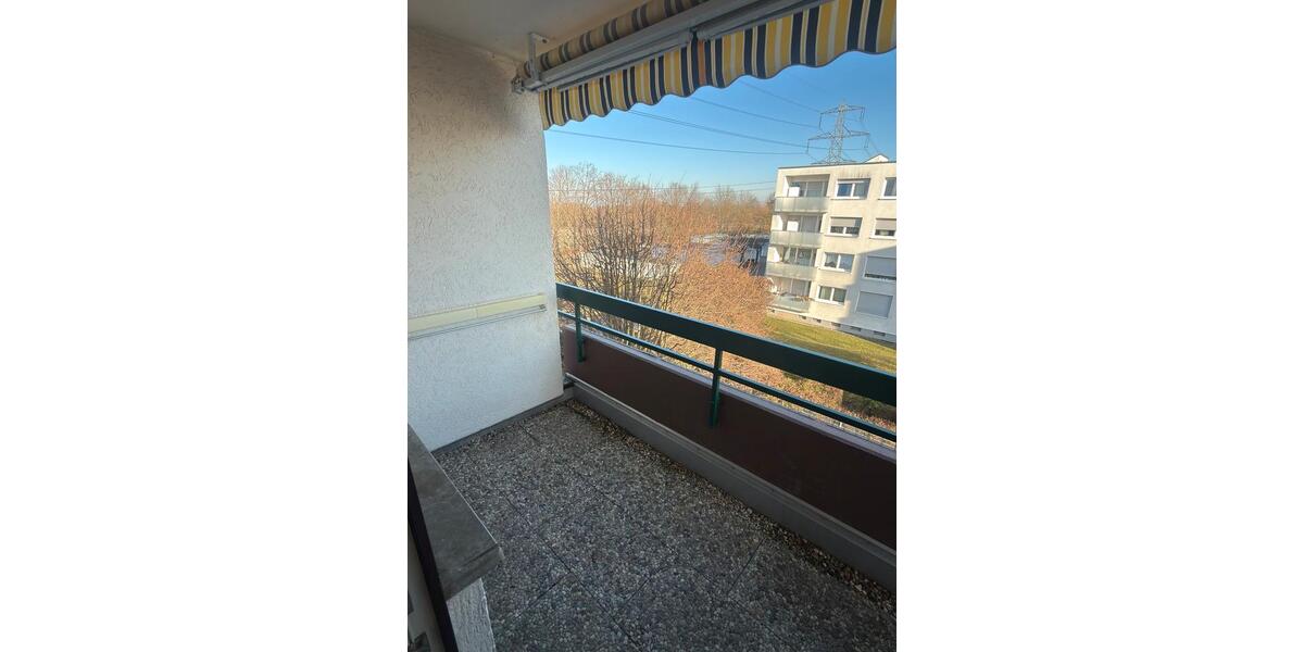 Etagenwohnung Ludwigsburg Eglosheim - 3.5 Zimmer, 84 m&sup2;, 1.050&euro; | Angebot:25892355