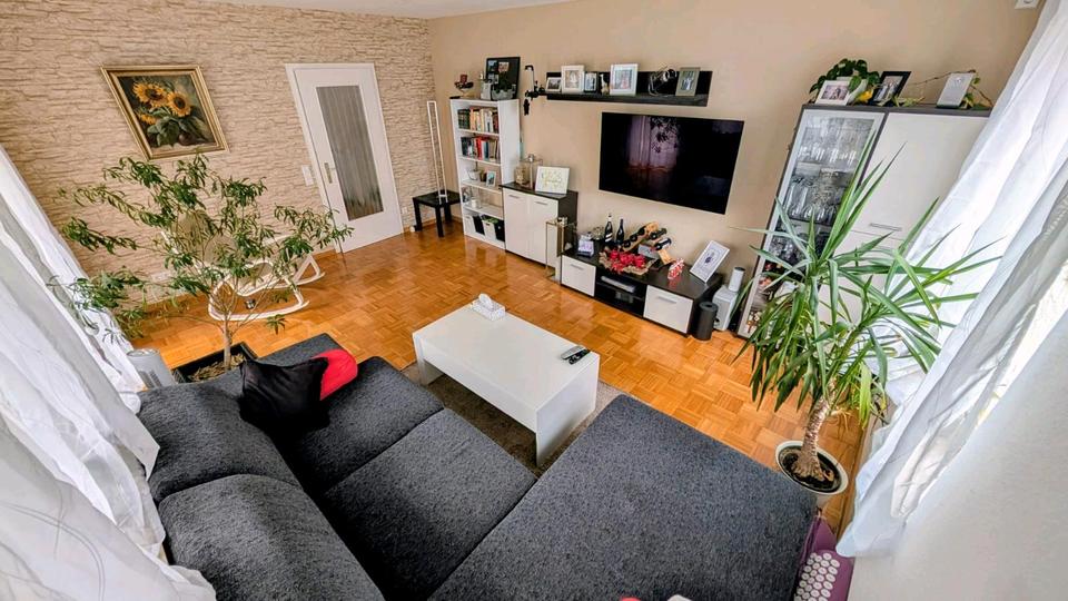 Erdgeschoßwohnung Esslingen am Neckar Pliensauvorstadt - 4 Zimmer, 86 m&sup2;, 1.300&euro; | Angebot:24729098