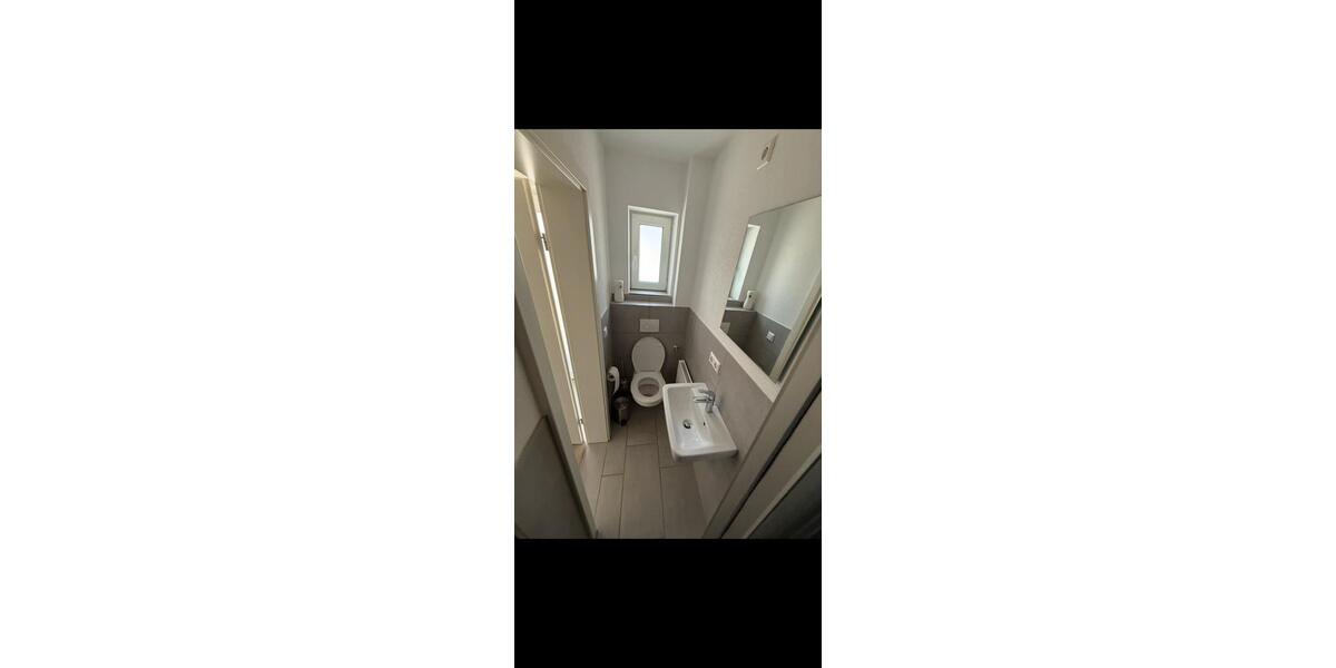 Etagenwohnung Reutlingen Altenburg - 2 Zimmer, 65 m&sup2;, 850&euro; | Angebot:27577623