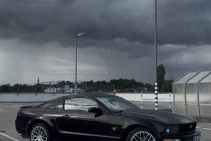 Ford Mustang 145.000 km 9.500 &euro; Reutlingen 72766