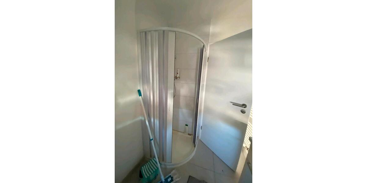 Dachgeschoßwohnung Esslingen am Neckar Oberesslingen - 1 Zimmer, 15 m&sup2;, 445&euro; | Angebot:27601471