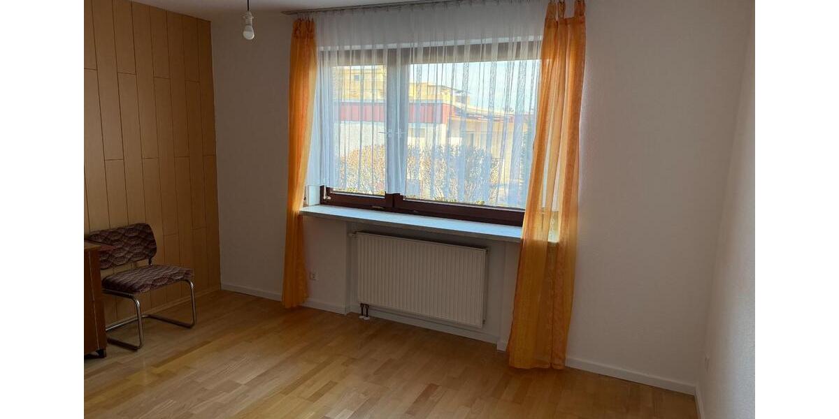 Bungalow Bietigheim-Bissingen Bissingen - 4.5 Zimmer, 134 m&sup2;, 1.560&euro; | Angebot:24744632