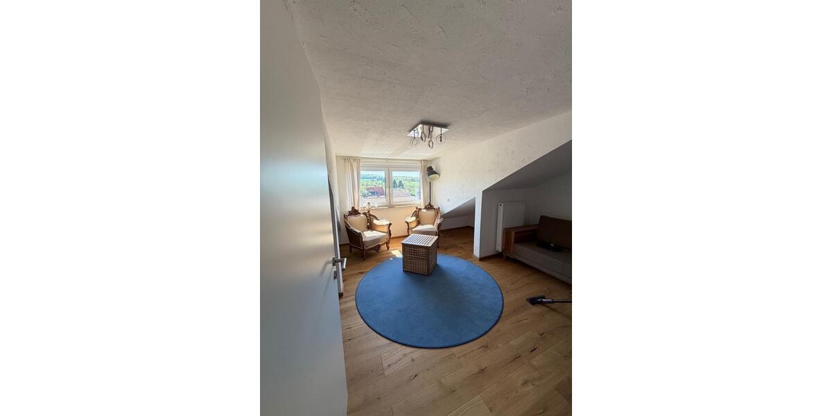 Reihenhaus Großbettlingen - 6 Zimmer, 180 m&sup2;, 590.000&euro; | Angebot:26277893