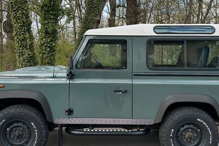 Land Rover Defender 116.200 km 34.900 &euro; Stuttgart 70597