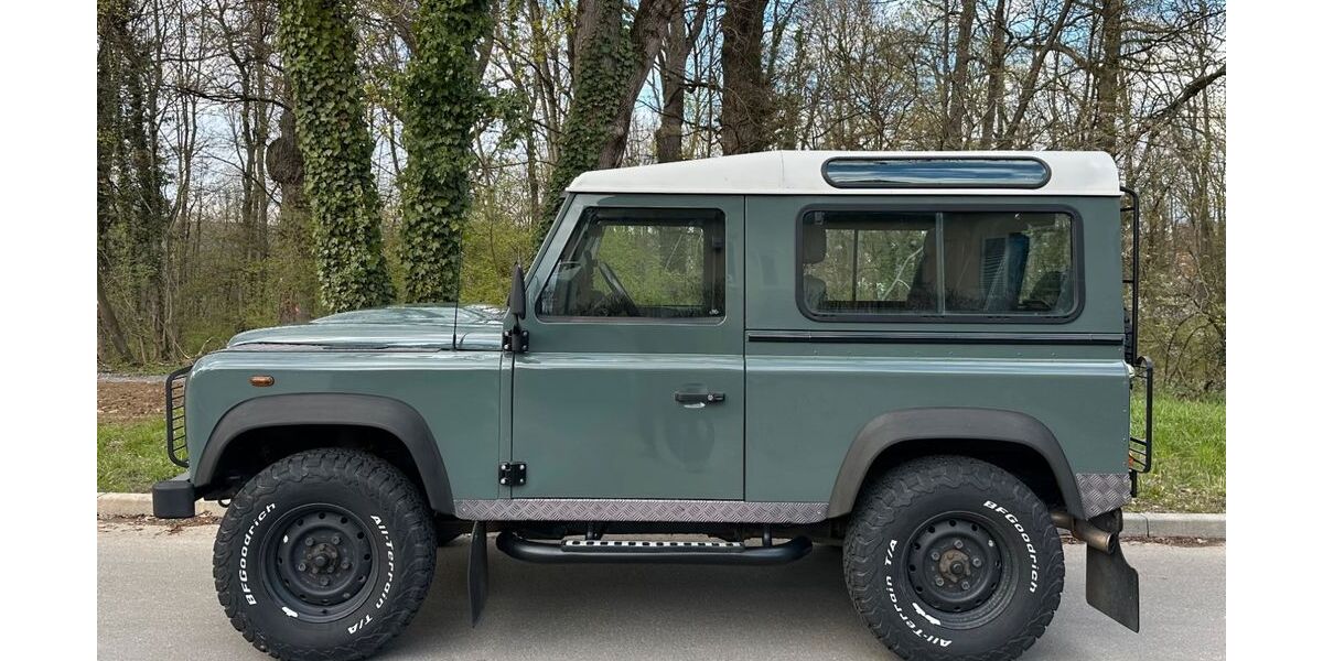 Land Rover Defender 116.200 km 34.900 &euro; Stuttgart 70597