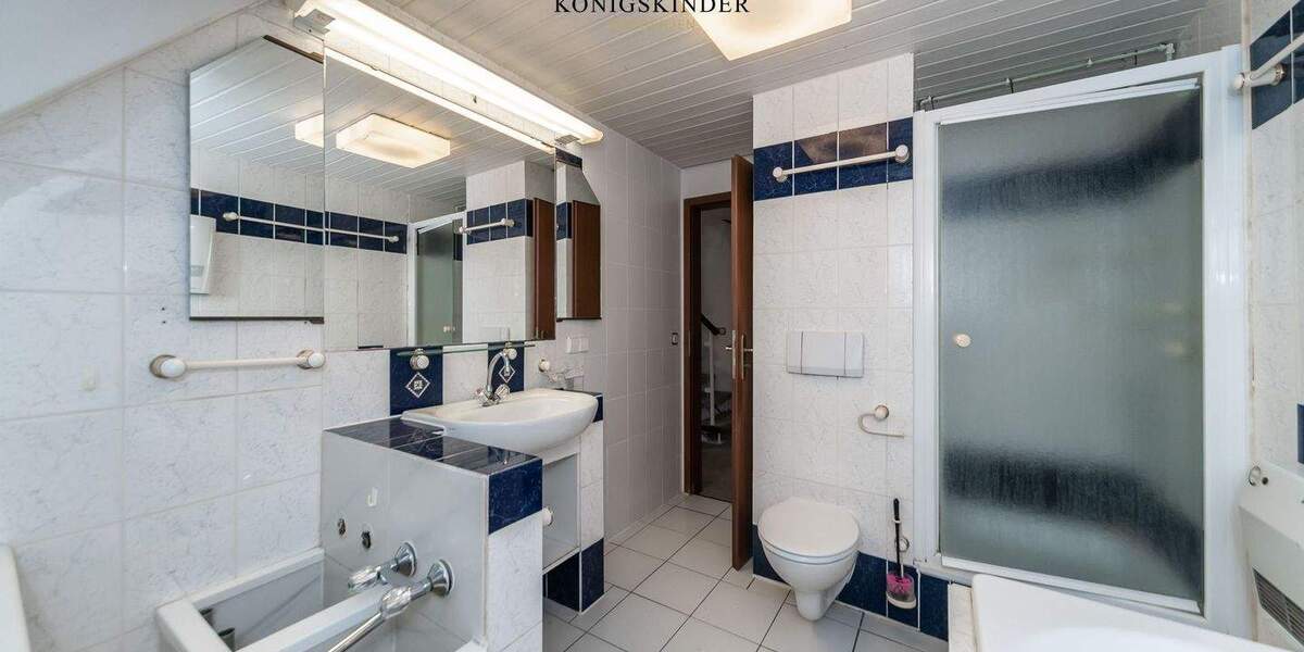 Einfamilienhaus Ludwigsburg Oßweil - 6 Zimmer, 151 m&sup2;, 449.000&euro; | Angebot:25669333