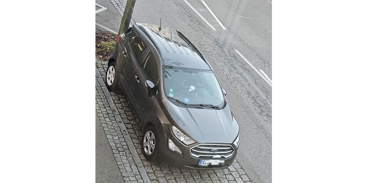 Ford EcoSport 65.800 km 14.499 &euro; Stuttgart 70374