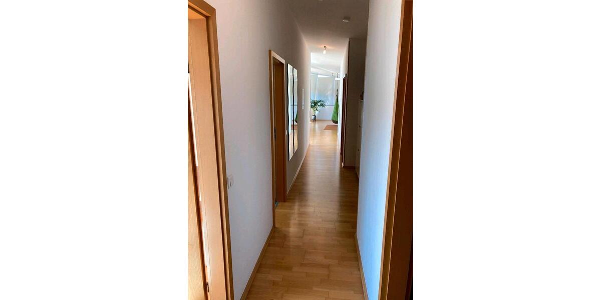 Dachgeschoßwohnung Gerlingen - 5 Zimmer, 108 m&sup2;, 579.000&euro; | Angebot:26126760