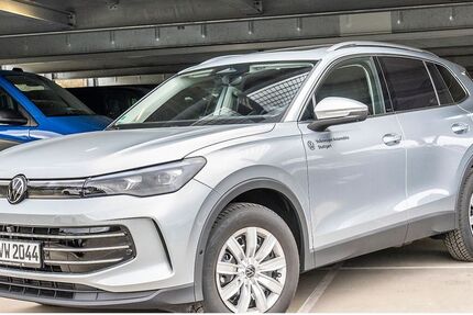 VW Tiguan 9.990 km 48.490 &euro; Stuttgart-Wangen 70188