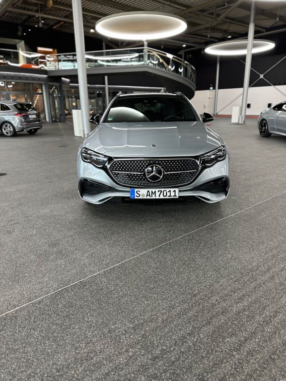 Mercedes-Benz E 200 7.000 km 55.900 € Stuttgart 70439