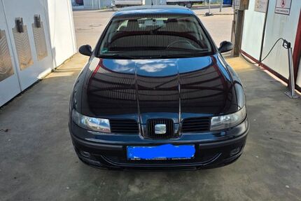 Seat Leon 179.013 km 2.650 &euro; Kornwestheim 70806
