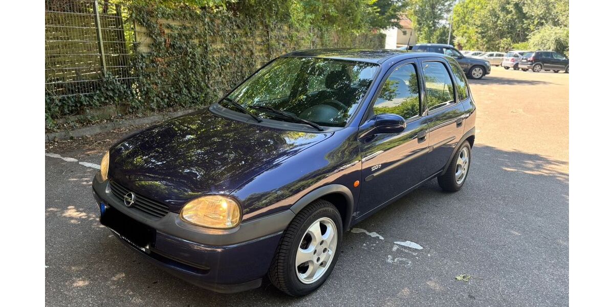 Opel Corsa 147.000 km 2.799 &euro; Degerloch 70597