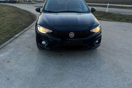 Fiat Tipo 84.200 km 8.000 &euro; Ditzingen 71254