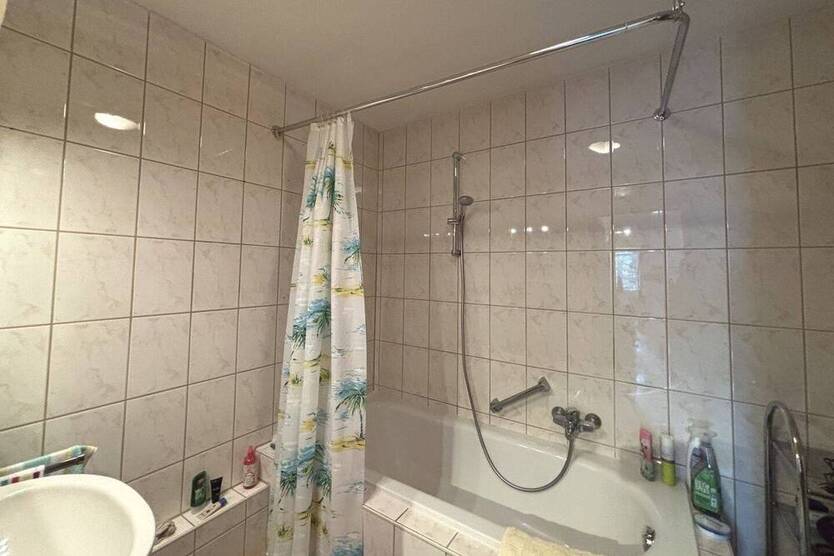 Frei werdende 3-Zimmer-Eigentumswohnung mit Balkon und Garage in S-Münster!