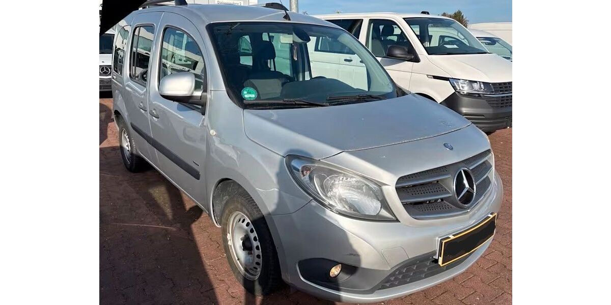 Mercedes-Benz Citan 196.000 km 7.999 &euro; Ditzingen 71254