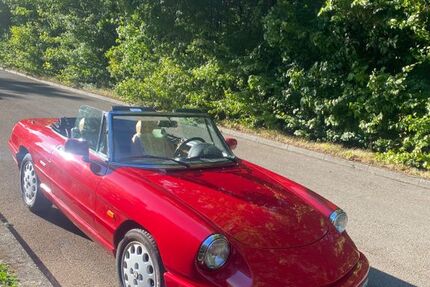 Alfa Romeo Spider 152.000 km 19.500 € Stuttgart 70563