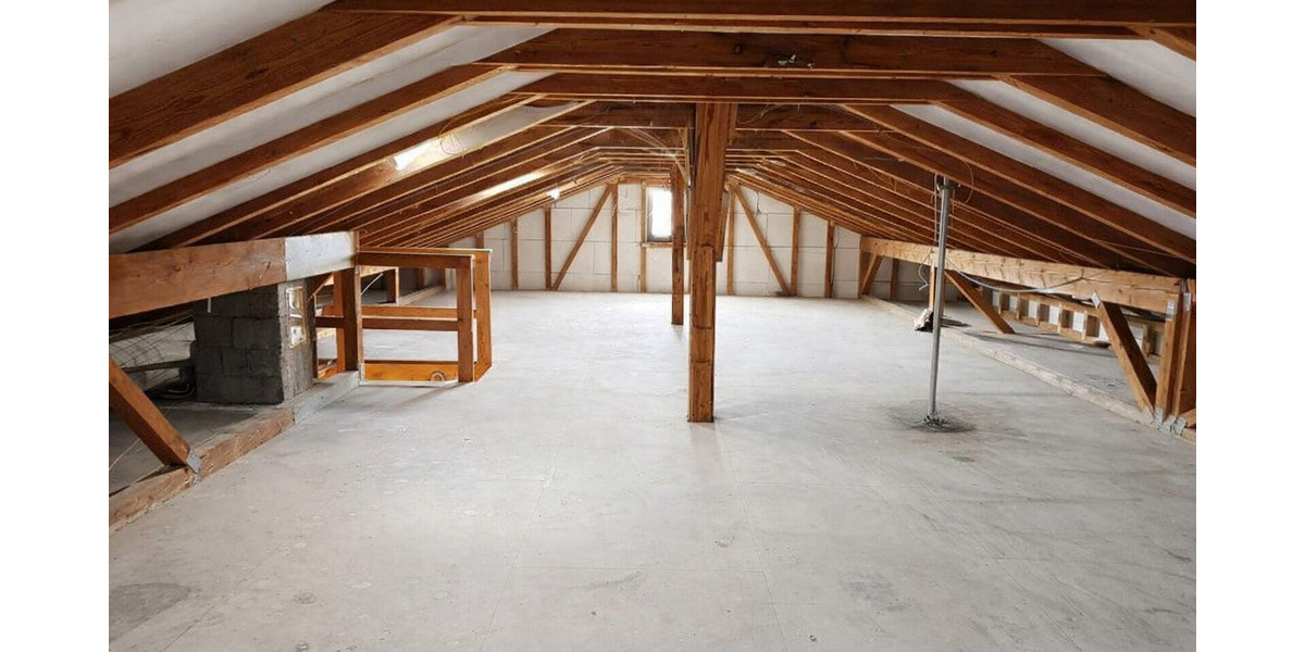 Mehrfamilienhaus, Wohnhaus Pforzheim Eutingen - 5 Zimmer, 177 m&sup2;, 259.000&euro; | Angebot:25748667