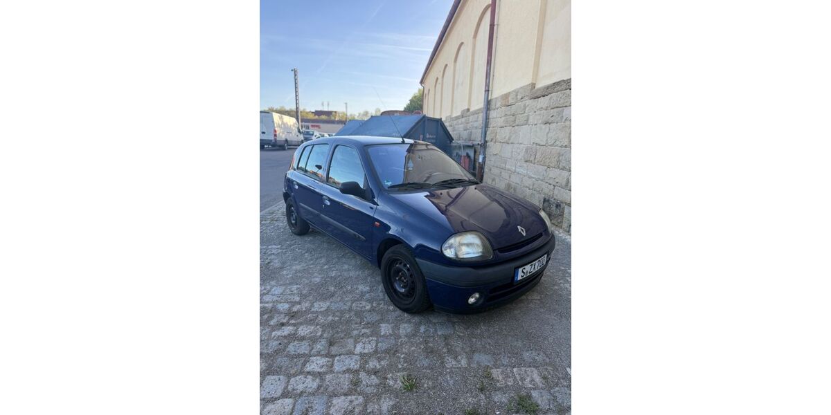 Renault Clio 145.000 km 1.250 &euro; Stuttgart 70437