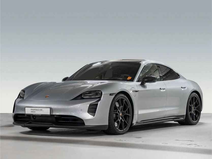 Porsche Taycan 72.900 km 79.400 € Stuttgart 70469