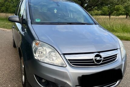 Opel Zafira 194.500 km 2.800 € Aichtal 72631