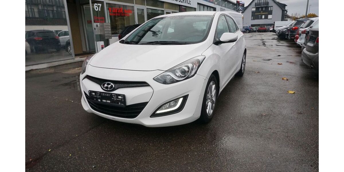 Hyundai i30 141.000 km 6.950 &euro; Böblingen 71032