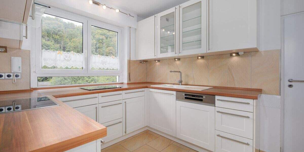 Einfamilienhaus Pforzheim Dillweißenstein - 6 Zimmer, 156 m&sup2;, 640.000&euro; | Angebot:24906961