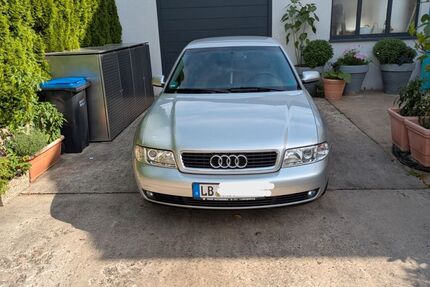 Audi A4 71.000 km 5.800 &euro; Ditzingen 71254