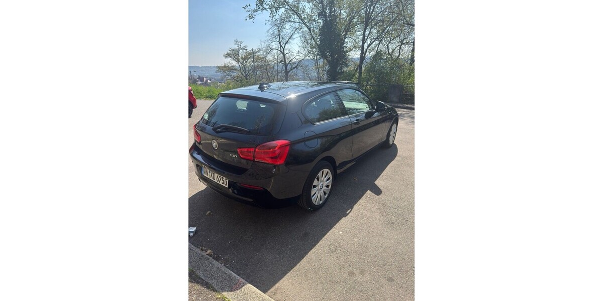 BMW 118 119.000 km 8.950 € Stuttgart 70173