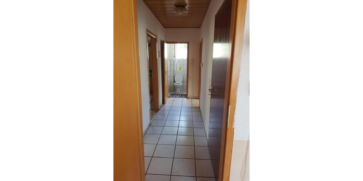 Einfamilienhaus Kornwestheim - 7 Zimmer, 160 m&sup2;, 2.050&euro; | Angebot:24857856