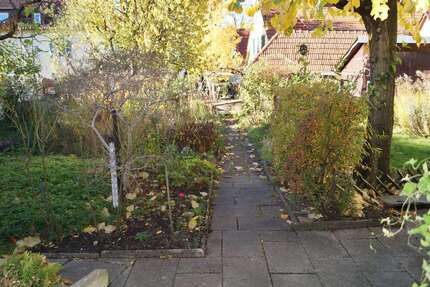 Haus zum Kaufen in Oberesslingen 770.000 € 270 m² 12 zimmer