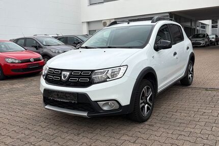 Dacia Sandero 91.013 km 7.695 &euro; Stuttgart 70597