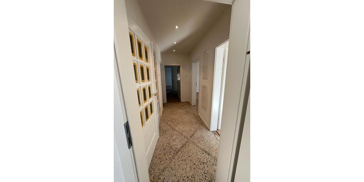 Hochparterre Bietigheim-Bissingen Bissingen - 5 Zimmer, 98 m&sup2;, 2.100&euro; | Angebot:24339014