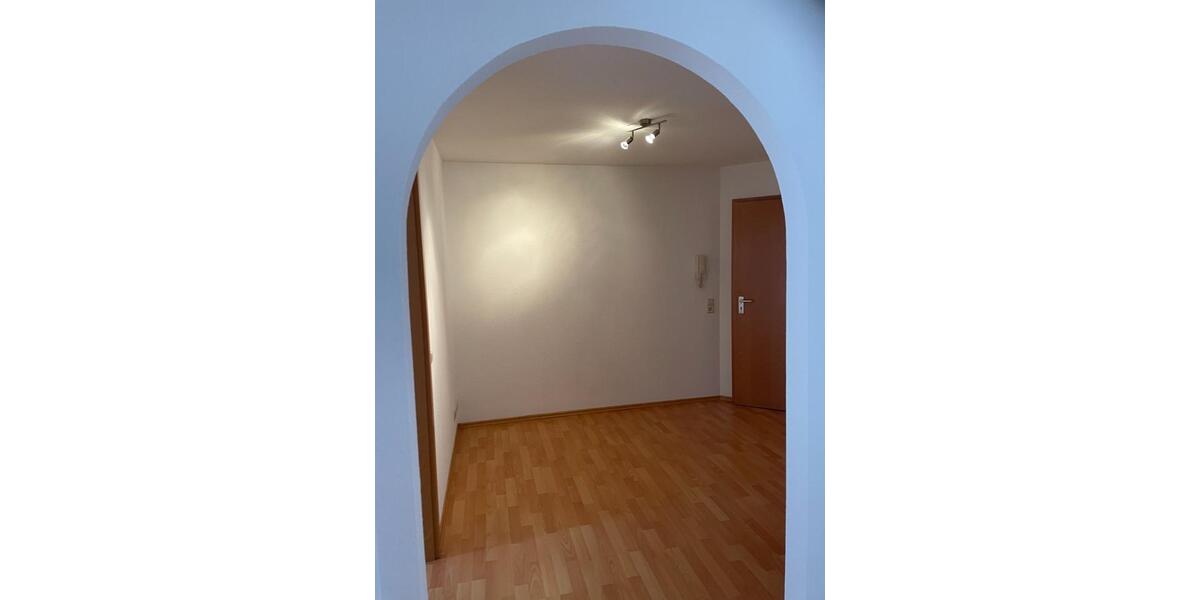 Etagenwohnung Sachsenheim - 2.5 Zimmer, 64 m&sup2;, 255.000&euro; | Angebot:24786865