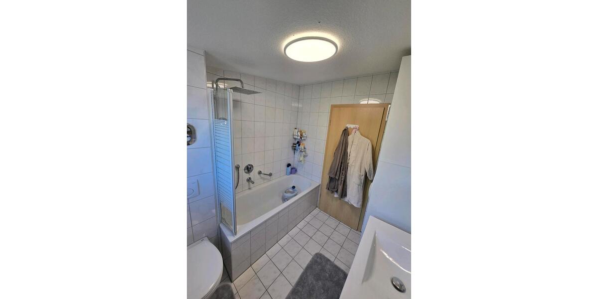 Dachgeschoßwohnung Waiblingen - 2.5 Zimmer, 55 m&sup2;, 245.000&euro; | Angebot:26889082