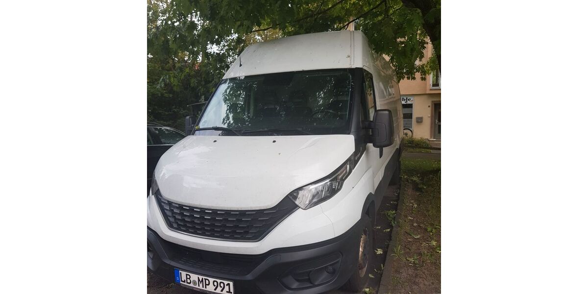 IVECO Andere 249.000 km 14.000 € Ludwigsburg 71638