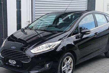 Ford Fiesta 114.550 km 6.290 € Ditzingen 71254