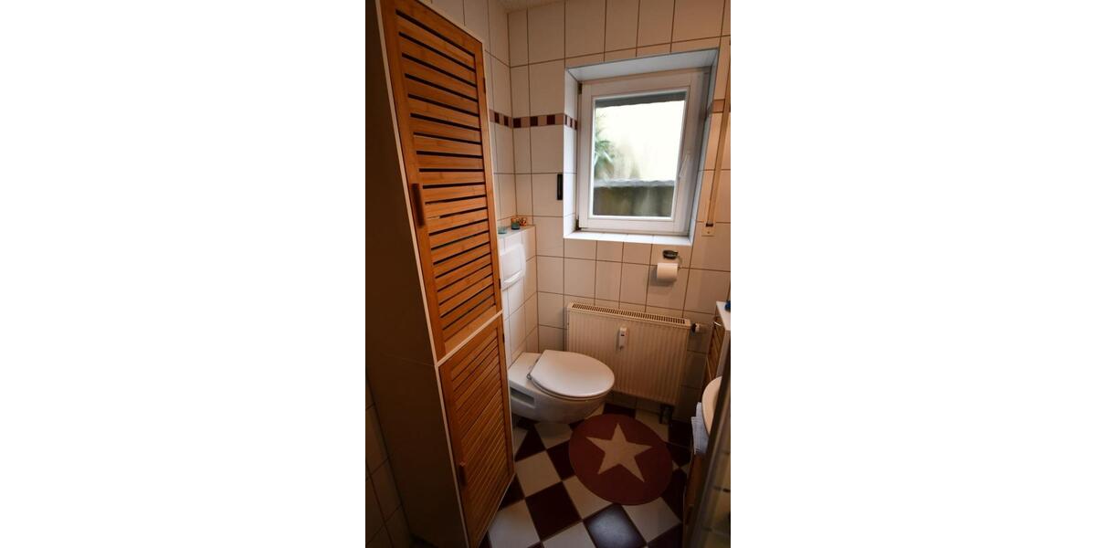 Einfamilienhaus Simmozheim - 7 Zimmer, 143 m&sup2;, 2.050&euro; | Angebot:24786911