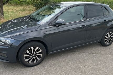 VW Polo 28.667 km 11.999 &euro; Stuttgart 70599