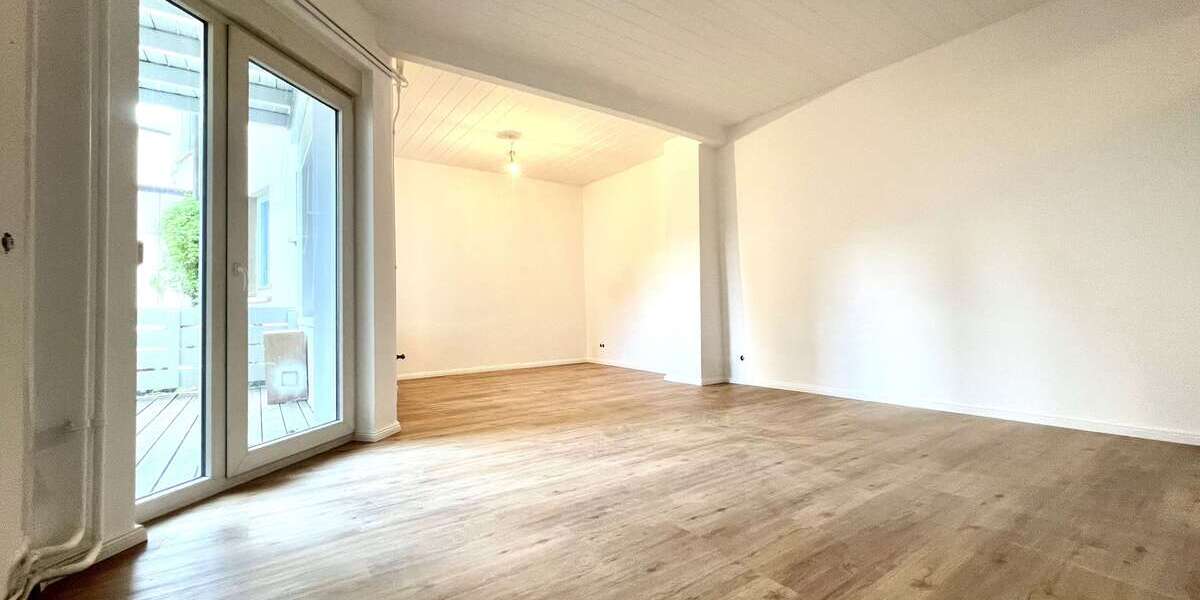 Etagenwohnung Pforzheim Dillweißenstein - 4 Zimmer, 98 m&sup2;, 990&euro; | Angebot:27585006