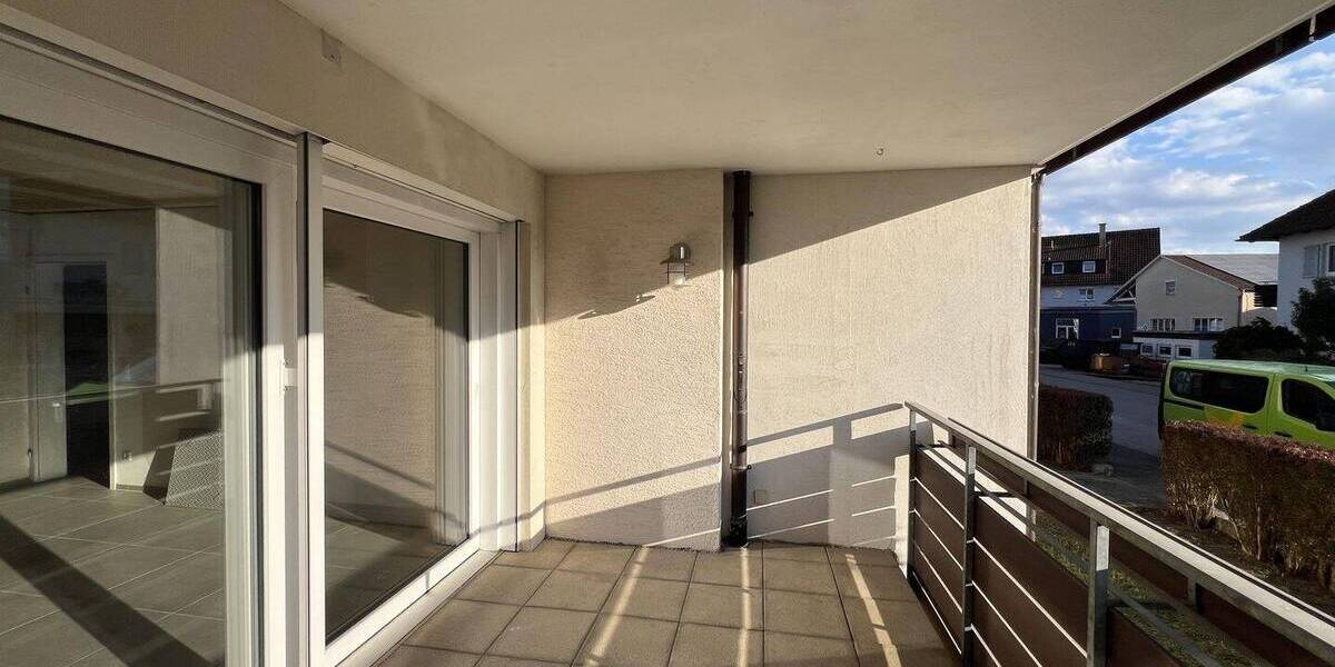 Mehrfamilienhaus, Wohnhaus Herrenberg - 7 Zimmer, 220 m&sup2;, 695.000&euro; | Angebot:25780767