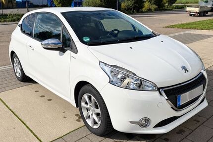 Peugeot 208 69.832 km 5.600 &euro; Waiblingen 71334