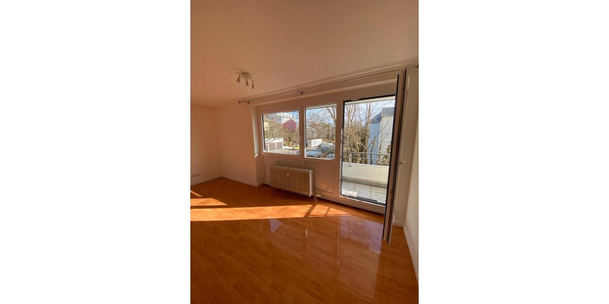 Etagenwohnung Tübingen Lustnau - 1 Zimmer, 34 m&sup2;, 750&euro; | Angebot:24841690