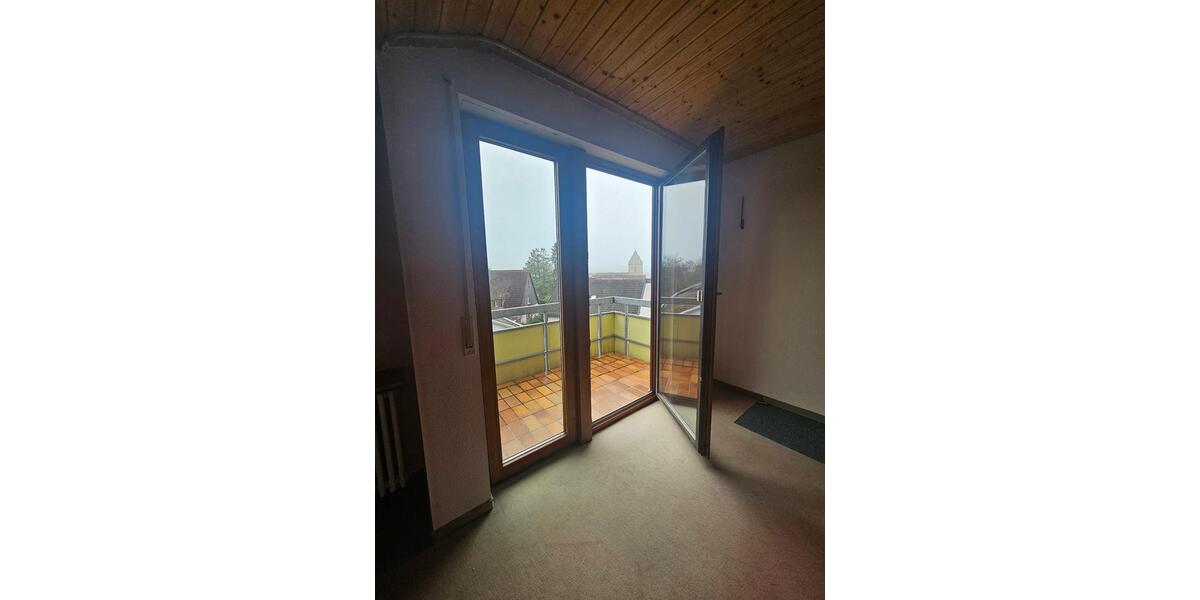 Dachgeschoßwohnung Wendlingen am Neckar - 2 Zimmer, 70 m&sup2;, 290.000&euro; | Angebot:24858351